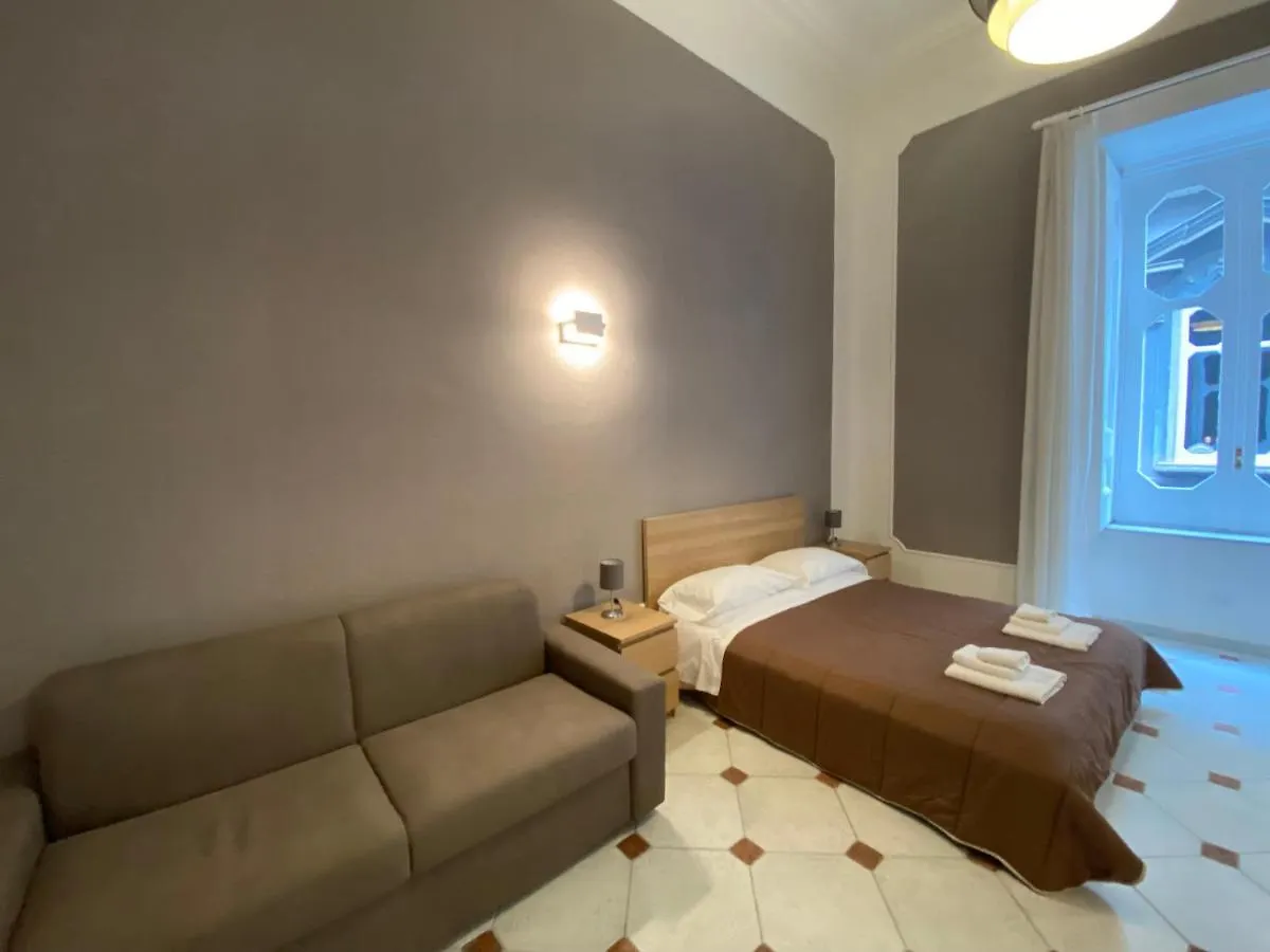Hotel Around Toledo à Naples